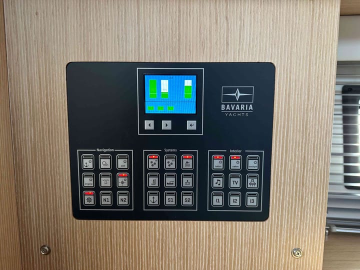 Voilier Bavaria  42 Cruiser (2023) pour Charter - Lefkada | #15413 - 15