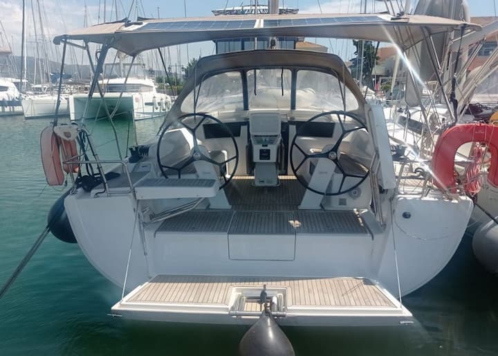 Sailboat Hanse  418 (2021) for Charter - Lefkada | #15569 - 9