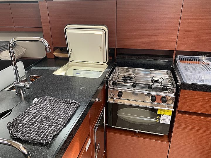 Sailboat Hanse  418 (2021) for Charter - Lefkada | #15569 - 7