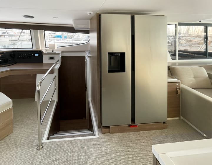 Atenas 14.28 m Para Charter Catamarán - #15570 - 11