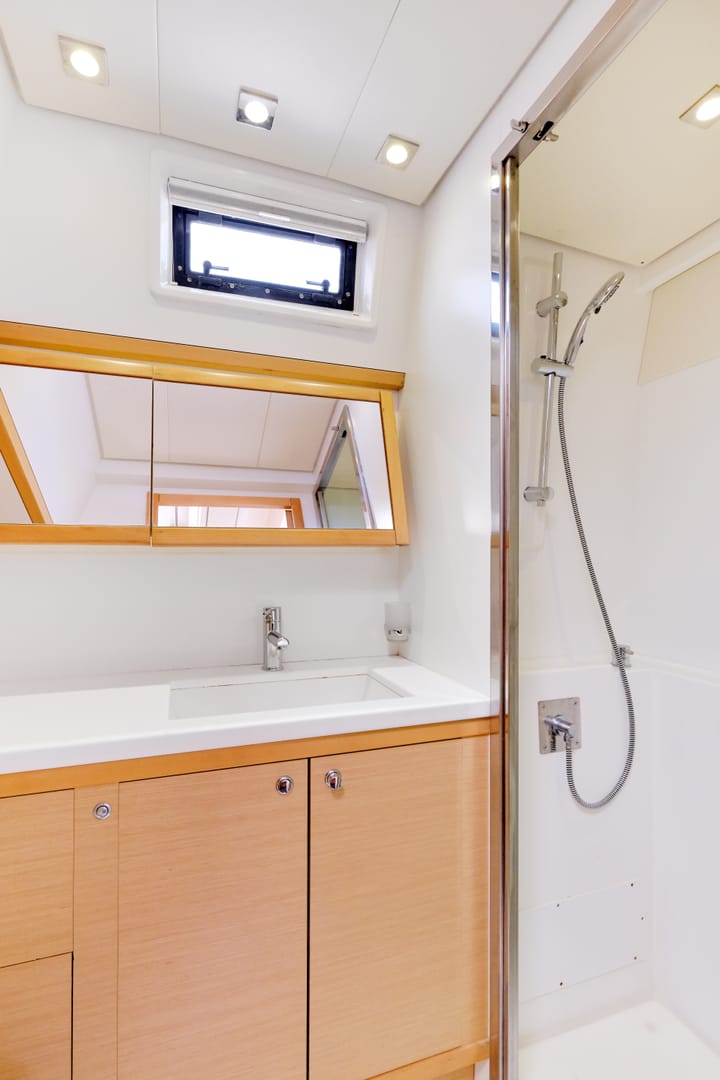  Catamarano Lagoon 52 Fly (2015) per Noleggio, overcloccabile Ibiza | #15601 - 33