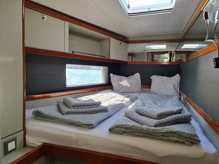 Sailboat Beneteau Oceanis 55 (2013) for Charter - Medulin | #15627 - 4