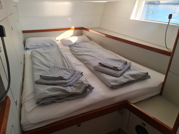 Sailboat Beneteau Oceanis 55 (2013) for Charter - Medulin | #15627 - 20