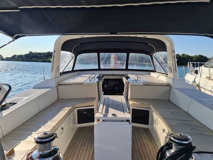 Sailboat Beneteau Oceanis 55 (2013) for Charter - Medulin | #15627 - 12