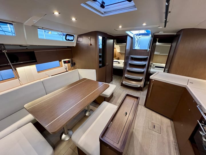  Zeilboot Beneteau Oceanis 46.1 (2023) voor Charter - Ibiza | #15650 - 2