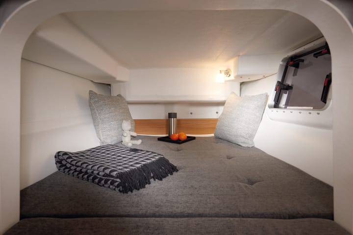 Marseille 8.75 m For Charter Yacht - #15657 - 9