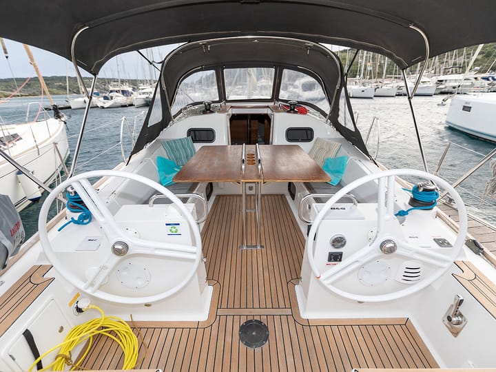  Barca a vela Elan 40.1 (2020) per Noleggio, overcloccabile Primošten | #15677 - 11