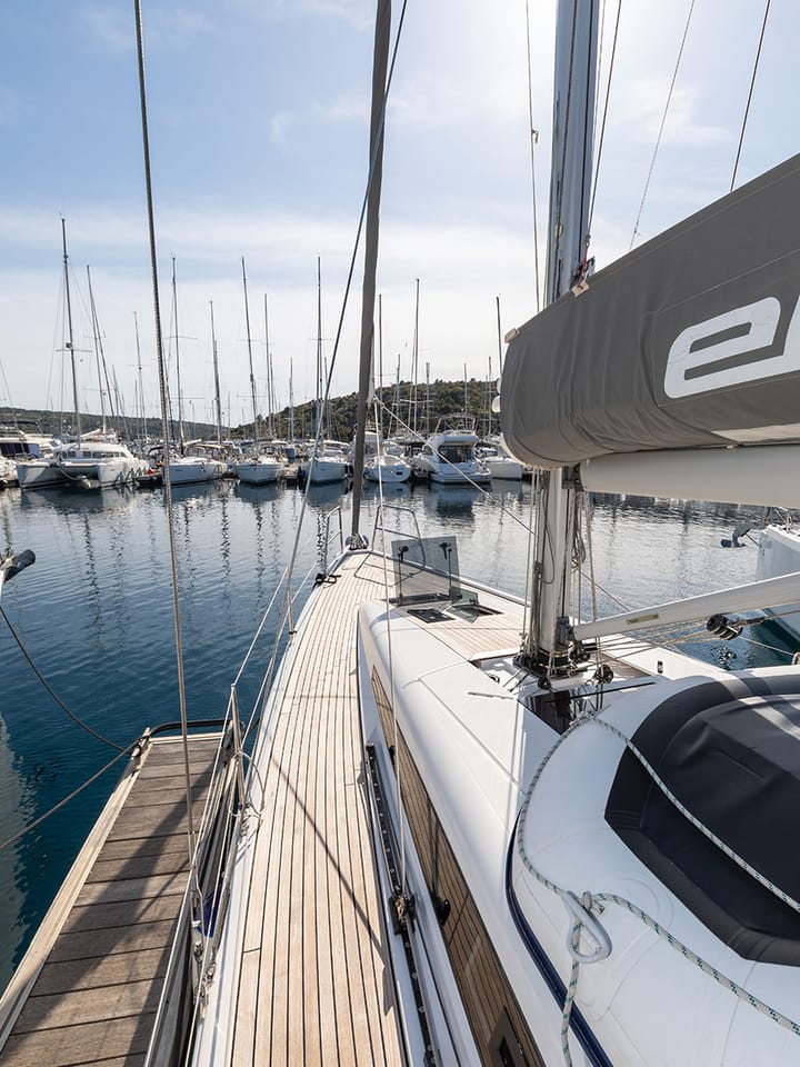  Barca a vela Elan E5 (2020) per Noleggio, overcloccabile Primošten | #15732 - 25