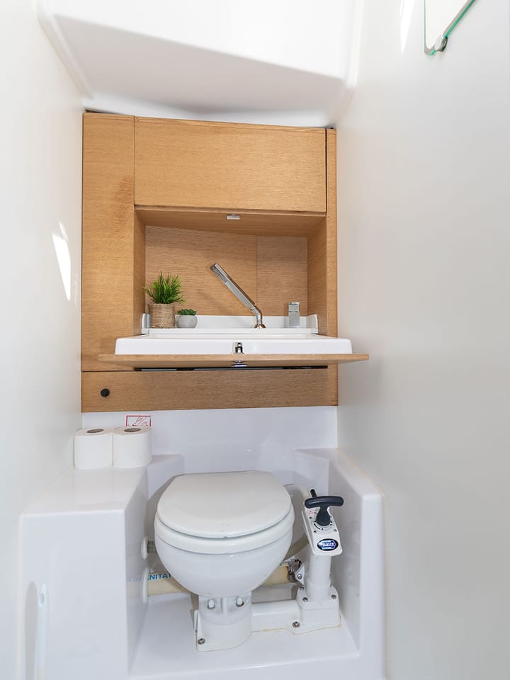  Barca a vela Elan E5 (2020) per Noleggio, overcloccabile Primošten | #15732 - 22