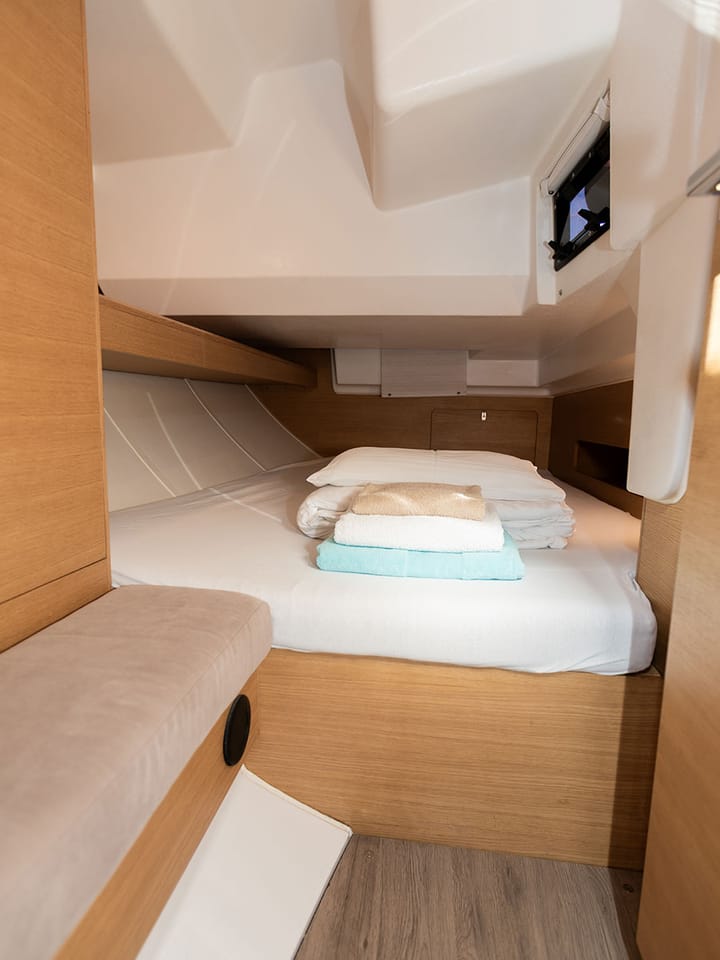  Barca a vela Elan E5 (2020) per Noleggio, overcloccabile Primošten | #15732 - 9