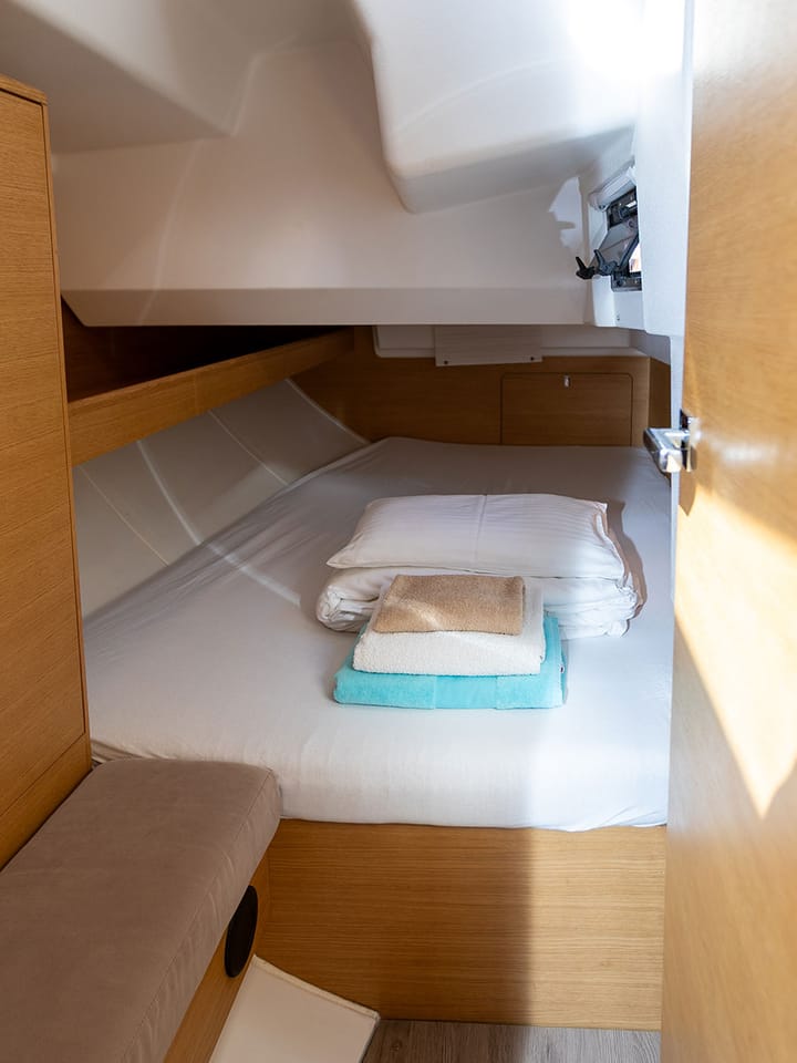  Barca a vela Elan E5 (2020) per Noleggio, overcloccabile Primošten | #15732 - 20