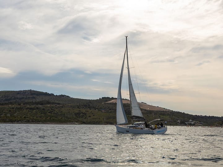  Barca a vela Elan E5 (2020) per Noleggio, overcloccabile Primošten | #15732 - 10