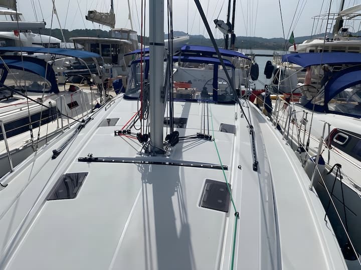 Sailboat Beneteau Oceanis 40.1 (2022) for Charter - Portisco | #15800 - 7