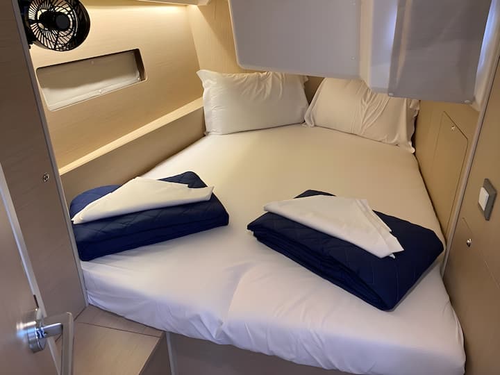 Sailboat Beneteau Oceanis 40.1 (2022) for Charter - Portisco | #15800 - 21