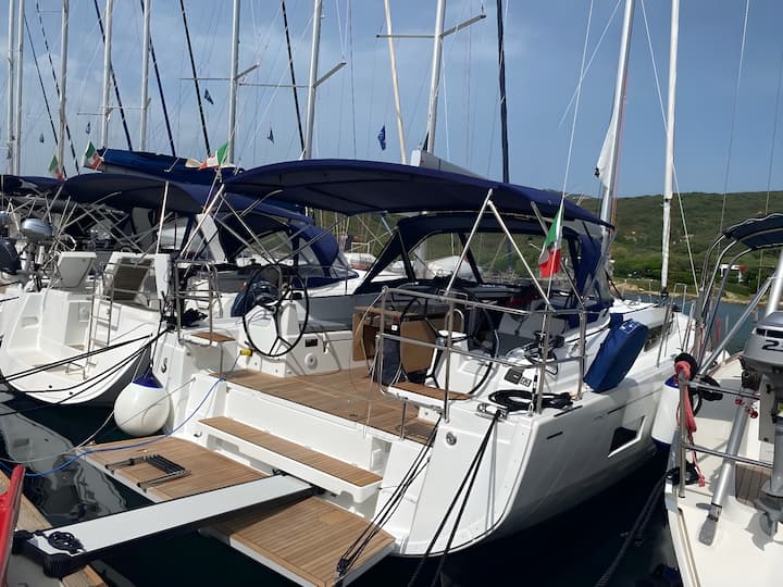 Sailboat Beneteau Oceanis 40.1 (2022) for Charter - Portisco | #15800 - 3