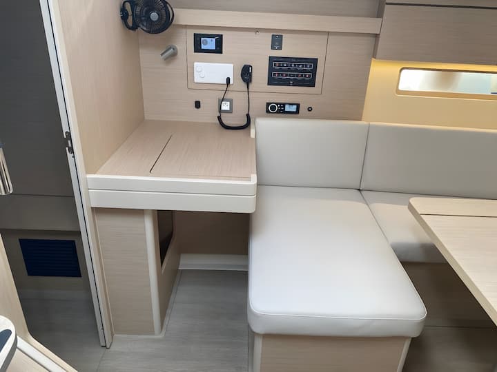 Sailboat Beneteau Oceanis 40.1 (2022) for Charter - Portisco | #15800 - 19