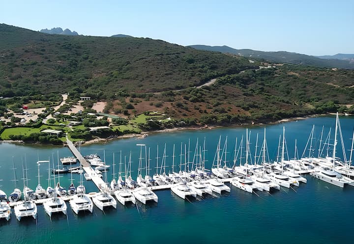  Barca a vela Beneteau Oceanis 46.1 (2023) per Noleggio, overcloccabile Portisco | #15979 - 13