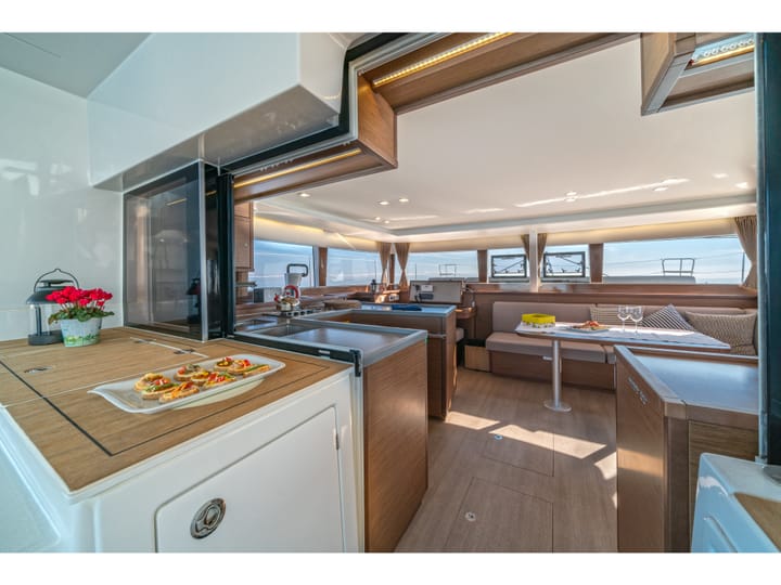 Split 13.96 m Für Charter Katamaran — #16008 - 2