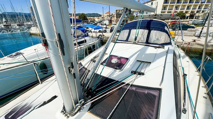 Sailboat Jeanneau Sun Odyssey 45 DS (2010) for Charter - Palairos | #16021 - 7