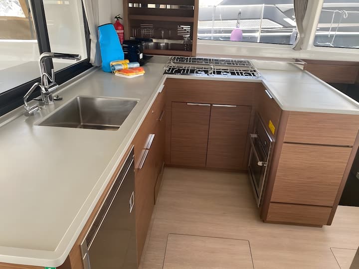  Catamaran Lagoon  46  (2021) voor Charter - Portisco | #16048 - 17