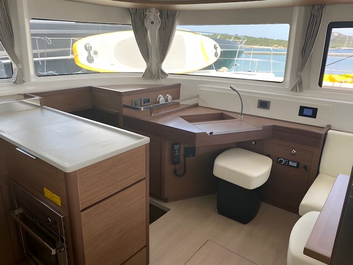  Catamaran Lagoon  46  (2021) voor Charter - Portisco | #16048 - 18