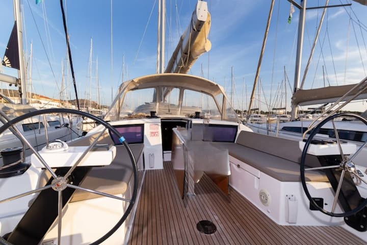  Zeilboot Dufour  430 Grand Large (2021) voor Charter - Sibenik | #16059 - 20