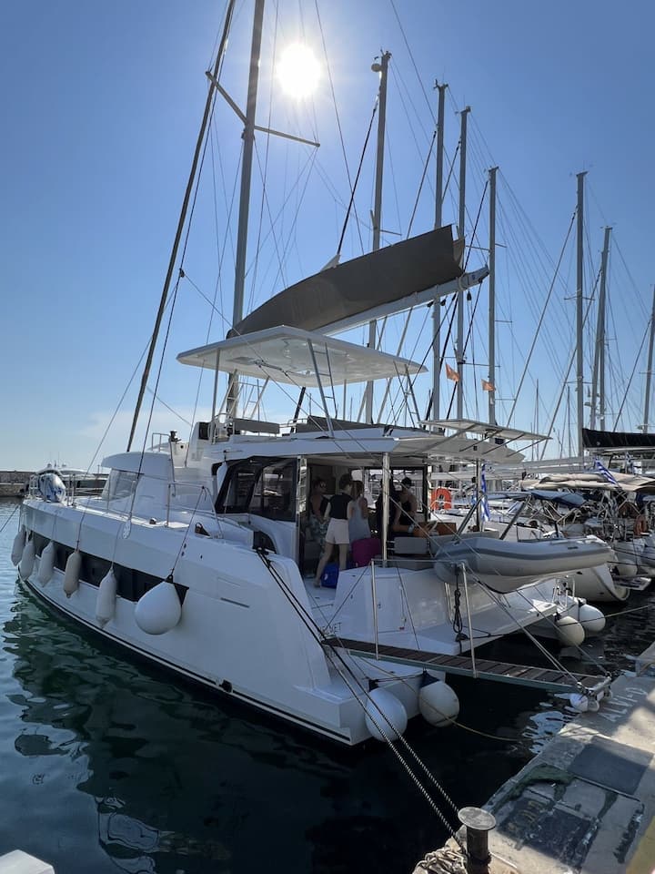 Athene 14.54 m Voor Charter Catamaran - #16088 - 1