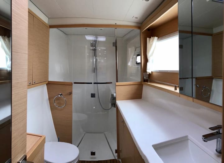  Catamaran Lagoon 450F (2018) voor Charter - Sant Antoni de Portmany | #16099 - 12