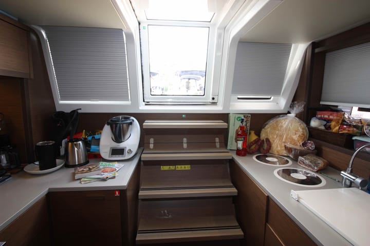 Catamaran Lagoon  620 (2020) for Charter - Marigot, Saint Martin | #16129 - 32
