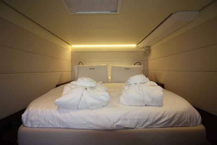 Catamaran Lagoon  620 (2020) for Charter - Marigot, Saint Martin | #16129 - 27
