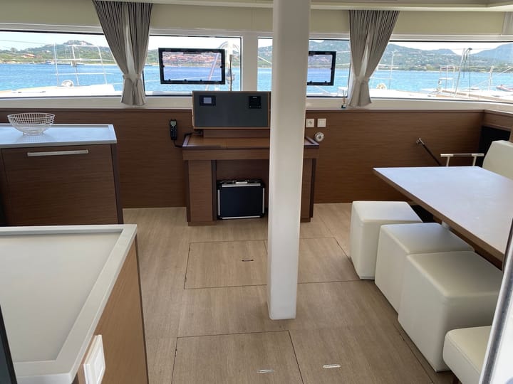 Catamaran Lagoon 52 Fly (2020) pour Charter - Pointe à Pitre | #16189 - 16