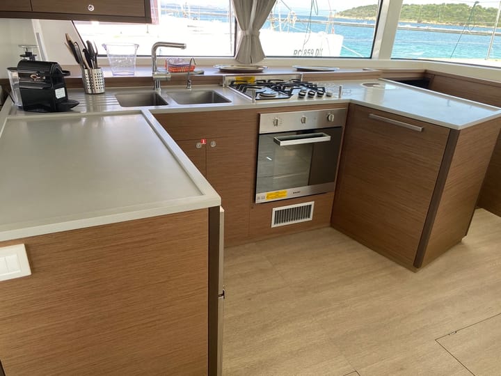 Catamaran Lagoon 52 Fly (2020) pour Charter - Pointe à Pitre | #16189 - 30