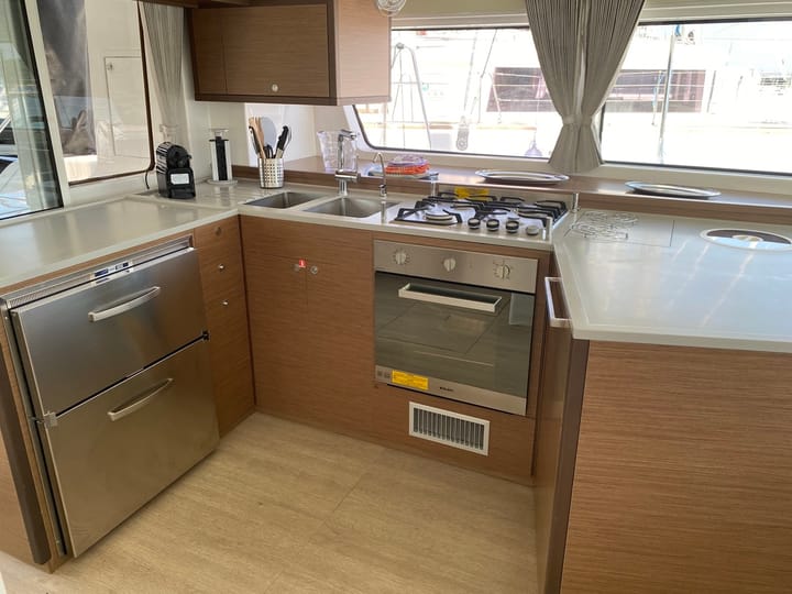 Catamaran Lagoon 52 Fly (2020) pour Charter - Pointe à Pitre | #16189 - 6