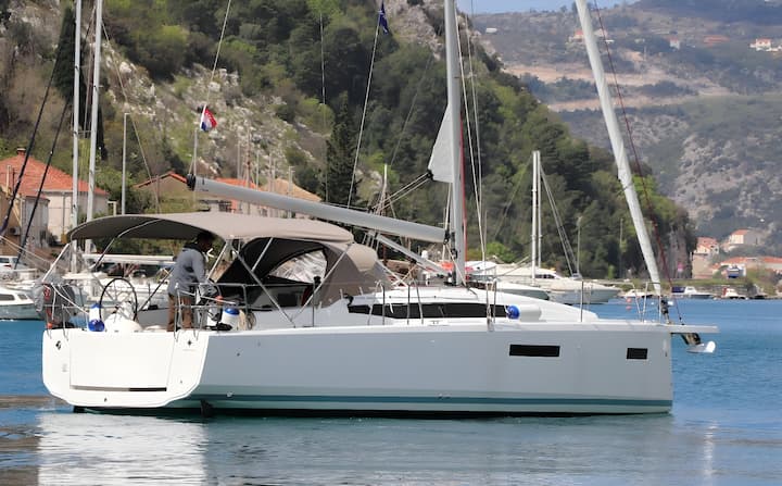  Barca a vela Jeanneau Sun Odyssey 380 (2023) per Noleggio, overcloccabile Dubrovnik | #16246 - 3