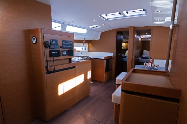 Voilier Jeanneau Sun Odyssey 490 Luxe (2024) pour Charter - Split | #16267 - 10