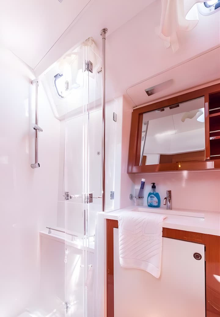 Sailboat Beneteau Oceanis 60 (2015) for Charter - Šibenik | #16295 - 13