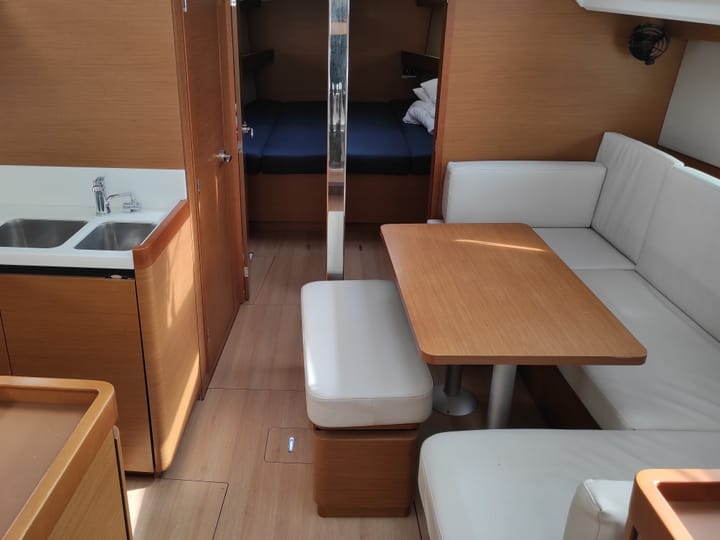 Segelboot Jeanneau Sun Odyssey 440 (2019) für Charter - Palma de Mallorca | #16317 - 2