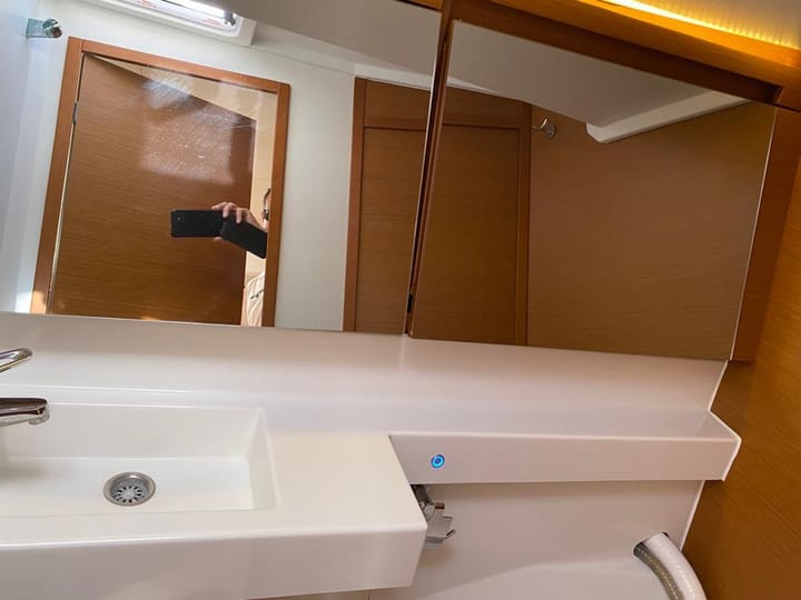 Segelboot Jeanneau Sun Odyssey 440 (2019) für Charter - Palma de Mallorca | #16317 - 8