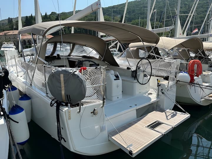  Barca a vela Jeanneau Sun Odyssey 410 (2022) per Noleggio, overcloccabile Dubrovnik | #16399 - 3