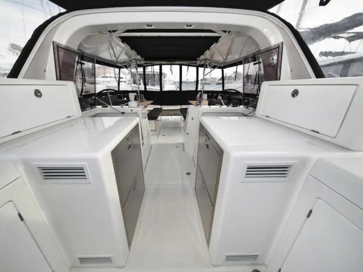Sailboat Jeanneau Sun Loft 47 (2020) for Charter - Bormes-les-Mimosas | #16513 - 17