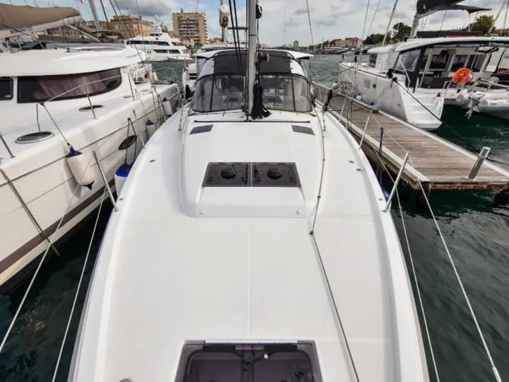 Sailboat Jeanneau Sun Loft 47 (2020) for Charter - Bormes-les-Mimosas | #16513 - 37