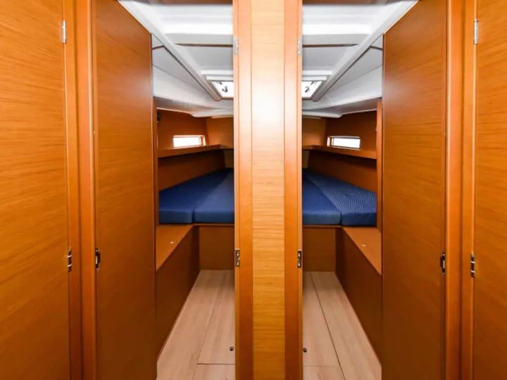 Sailboat Jeanneau Sun Loft 47 (2020) for Charter - Bormes-les-Mimosas | #16513 - 43