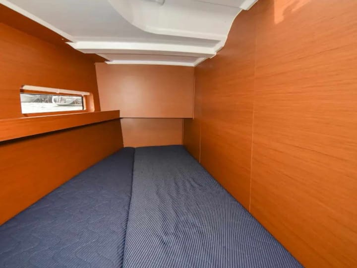 Sailboat Jeanneau Sun Loft 47 (2020) for Charter - Bormes-les-Mimosas | #16513 - 29