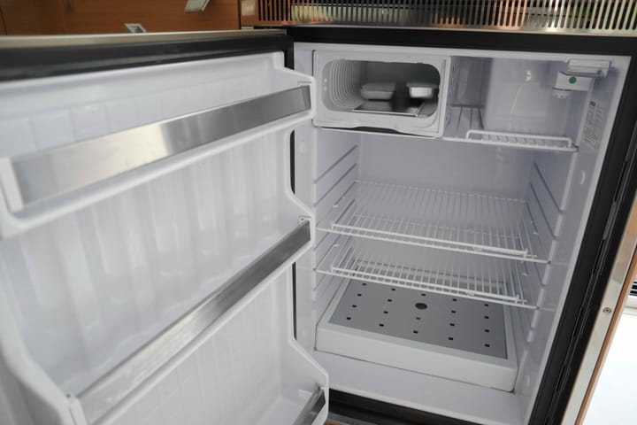 Catamaran Excess 11 (2021) pour Charter - Paros | #16530 - 28