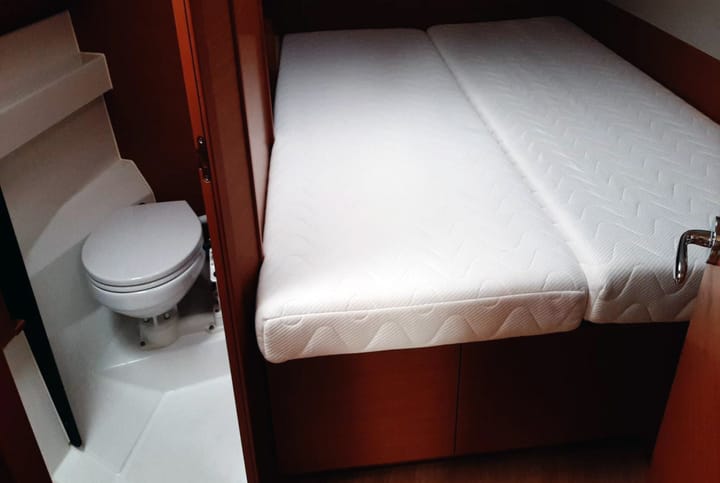 Segelboot Jeanneau Sun Odyssey 410 (2020) für Charter - Bormes-les-Mimosas | #16609 - 10