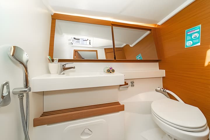  Barca a vela Jeanneau Sun Odyssey 440 (2023) per Noleggio, overcloccabile Atene | #16777 - 18