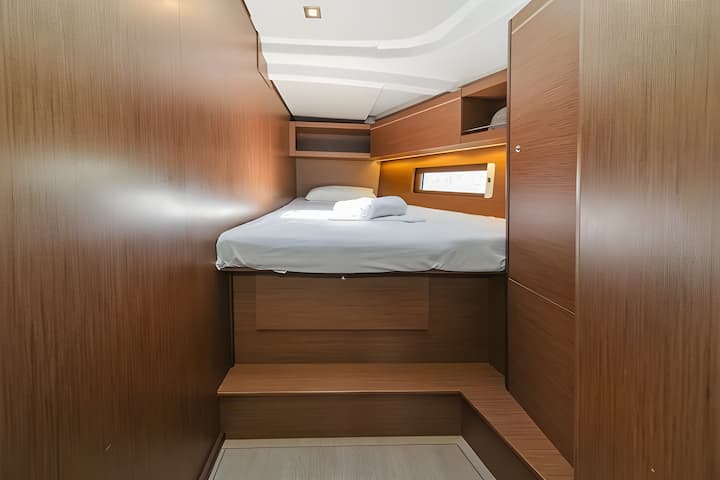 Voilier Beneteau Oceanis 46.1 (2021) pour Charter - Gouvia | #16816 - 9