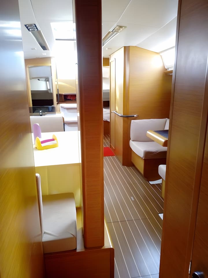 Sailboat Jeanneau Sun Odyssey 439 (2013) for Charter - Salerno | #16818 - 15