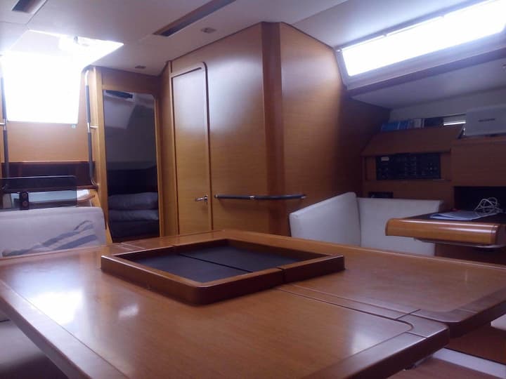 Sailboat Jeanneau Sun Odyssey 439 (2013) for Charter - Salerno | #16818 - 11