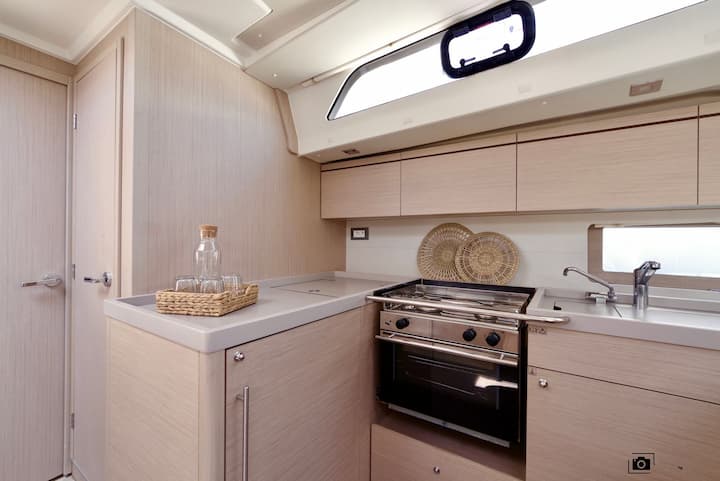 Sailboat Beneteau Oceanis 51.1 (2022) for Charter - Cannigione | #16820 - 6